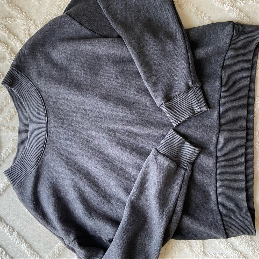 Aerie Distressed Cropped Crew